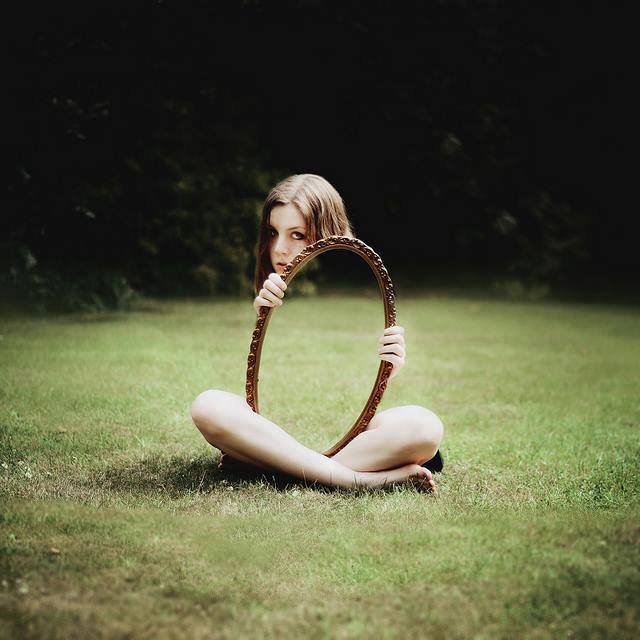 invisible mirror