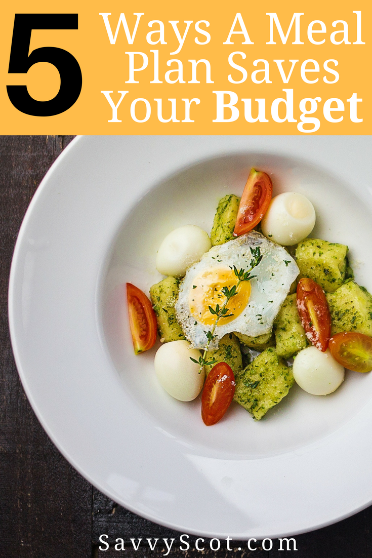 It happened to me so many times until I figured out the solution. It may seem like a no-brainer, but having a meal plan works. Here are 5 ways a meal plan saves your budget.